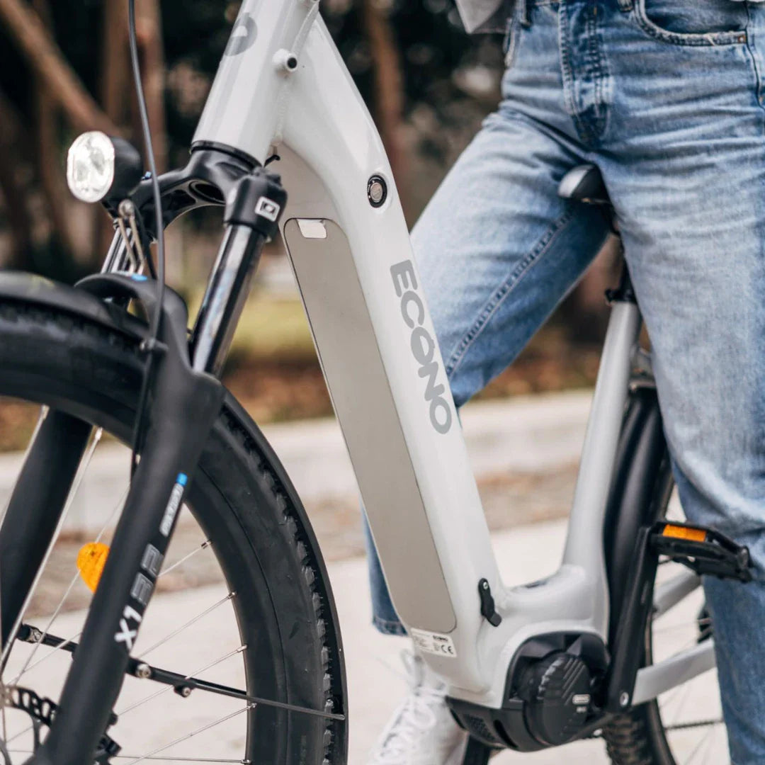 Electric Bike Econo Gams Suv Eec6, sleek design, integrated battery, sturdy frame, ideal for urban commuting.