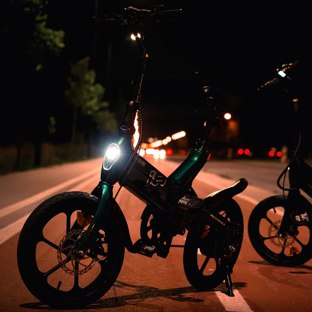 Electric Bike Ms Energy Urbanfold I6 features a sleek design, bright front light, compact frame, and durable wheels.