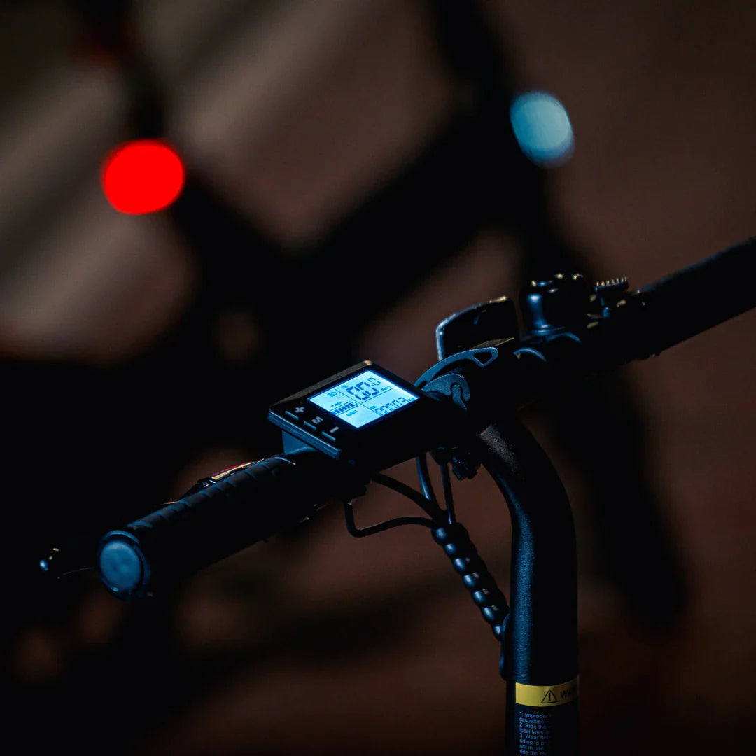 Electric Bike Ms Energy Urbanfold I6 features a digital display on the handlebars for monitoring speed.