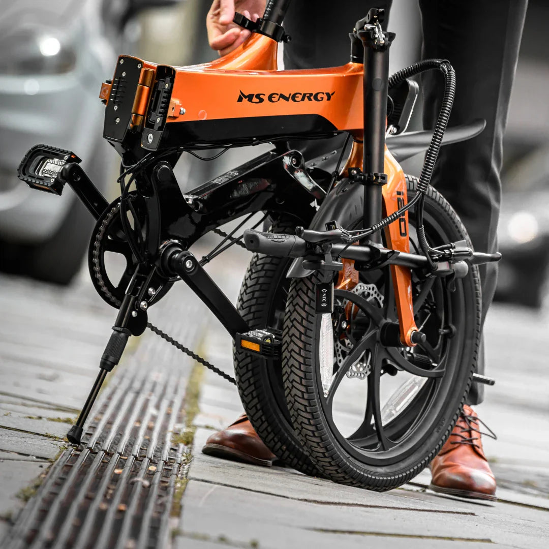 Compact Electric Bike Ms Energy I20 features a foldable design, ideal for urban commuting and storage.