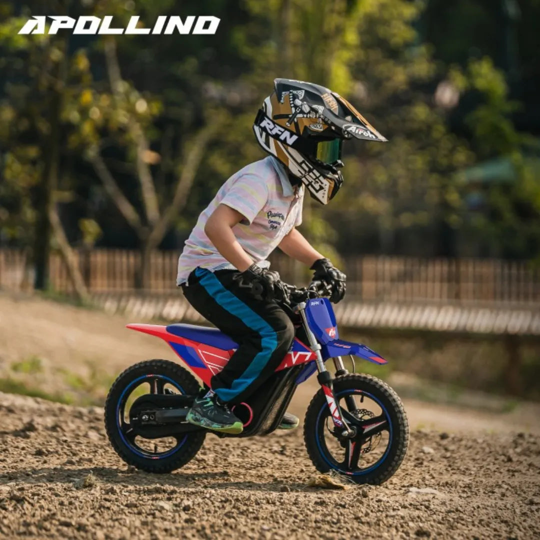 Electric Bike Apollo Olala Sx E500 features a young rider in protective gear, navigating a rugged terrain.
