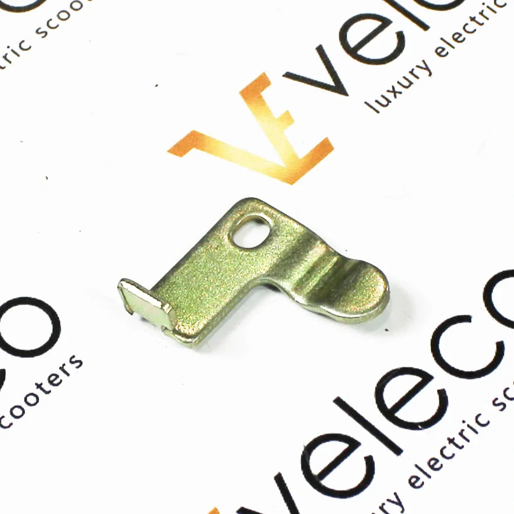 Box Lid Fixing for Veleco Cristal – gold coloured metal latch mechanism