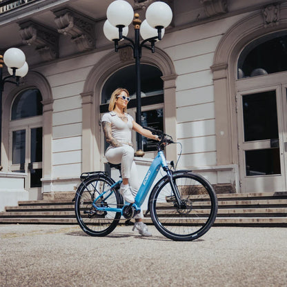 Electric Bike Econo Mare City Eecalk Auto, stylish blue e-bike, perfect for urban commuting, chic design.