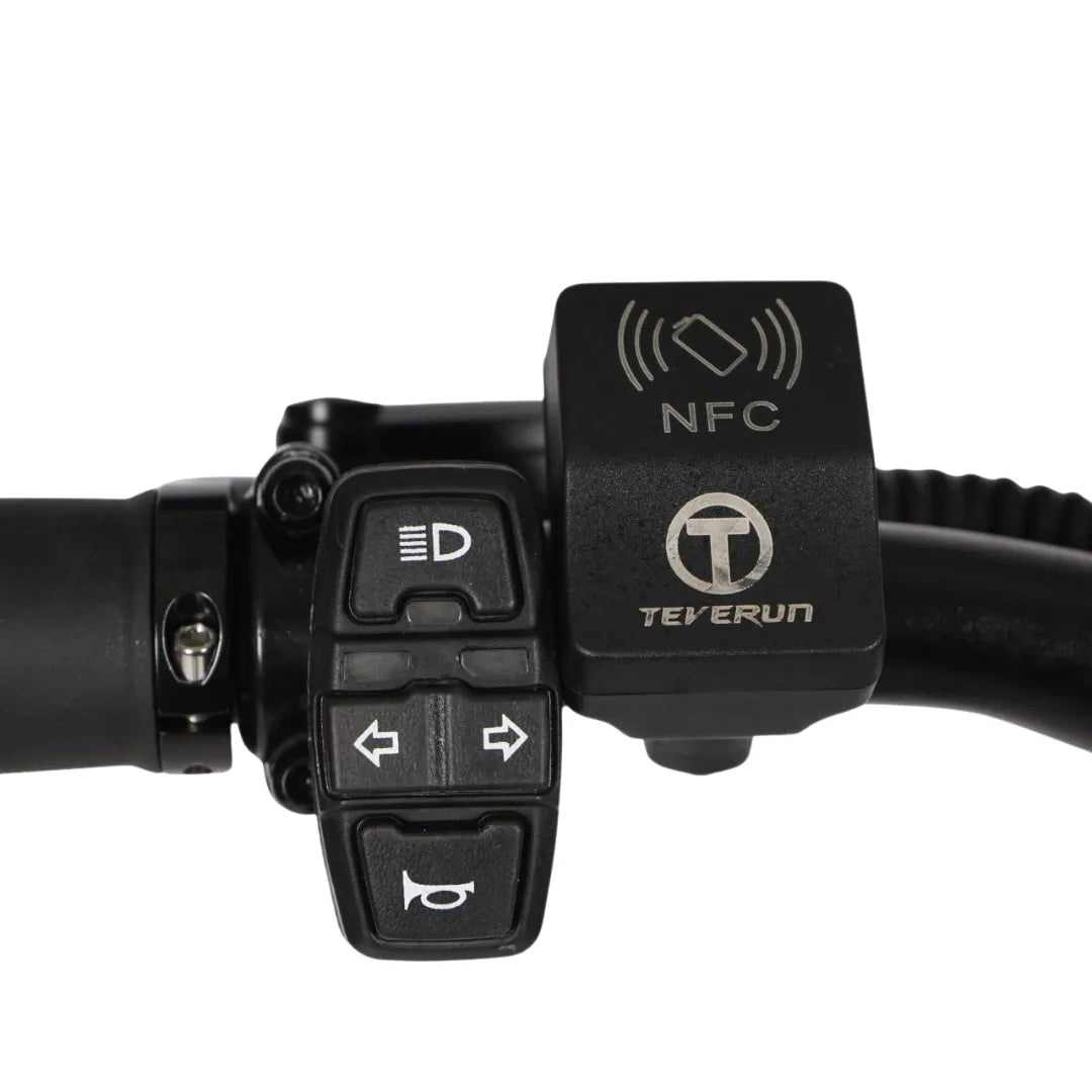 Electric scooter ECO Speed 9X – handlebar controls and NFC reader