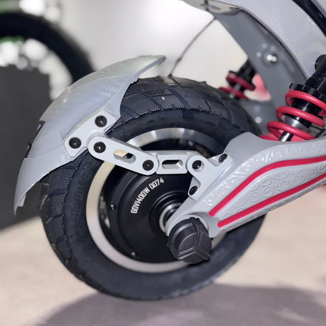 Electric Scooter Eco Speed 10x V2 features a robust tire, metallic frame, and efficient motor design.