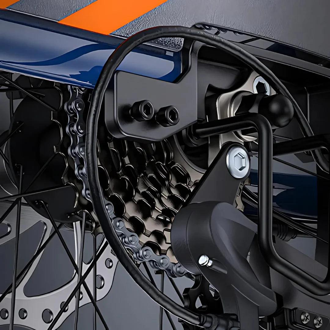 Electric Bike Engwe Le20 features a close-up of its efficient gear system and robust chain assembly.