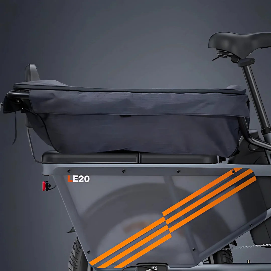 Electric bicycle Engwe LE20 – rear cargo area with bag close-up