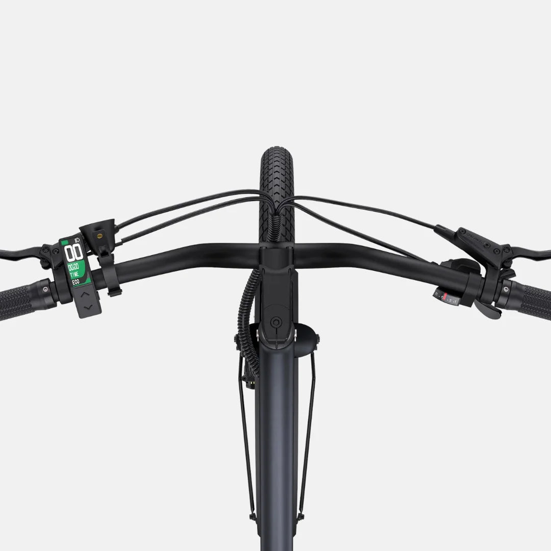 Electric Bike Engwe P275 St features a sleek handlebar design, responsive controls, and sturdy grips.