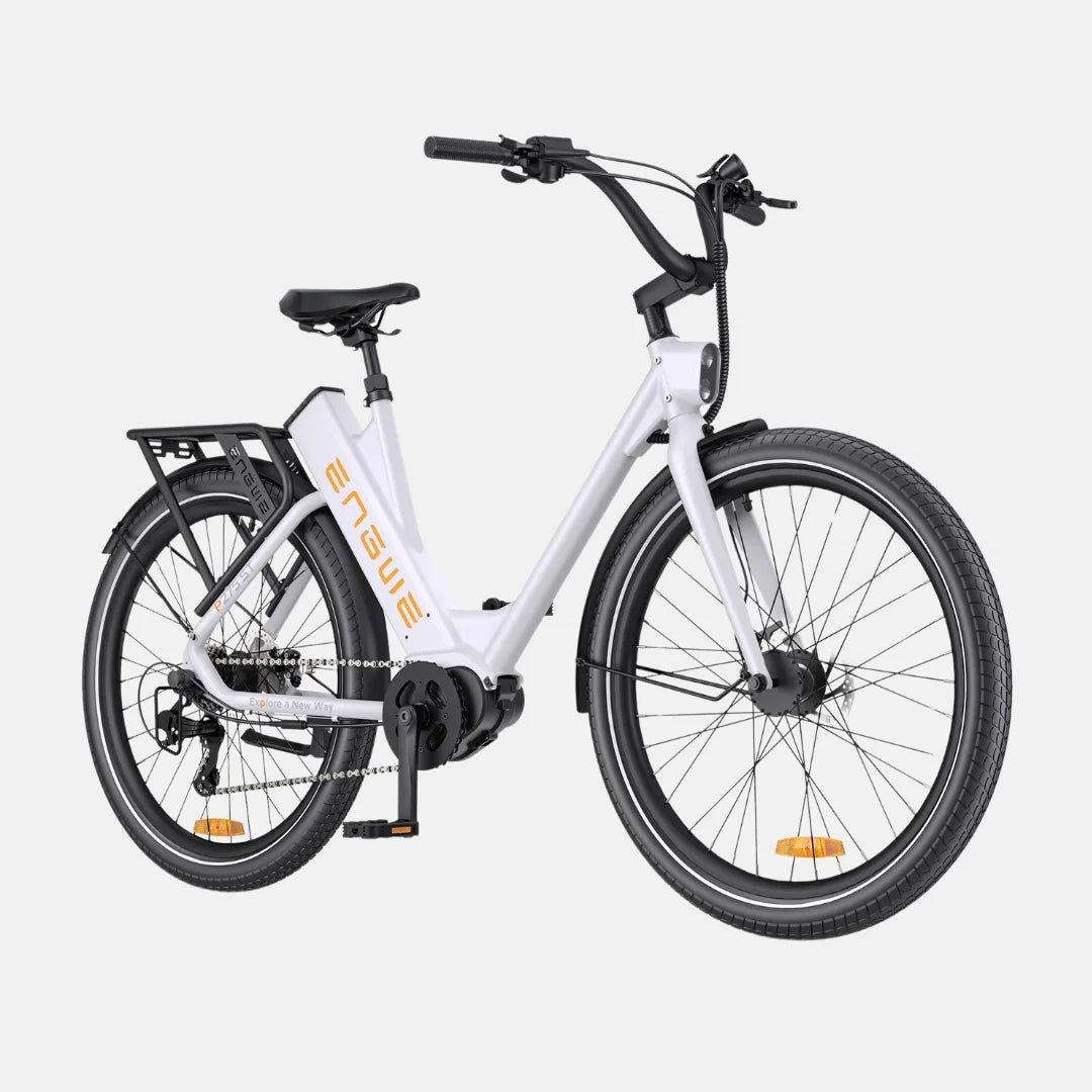 Electric bicycle Engwe P275 ST – white colour variant, front three-quarter view