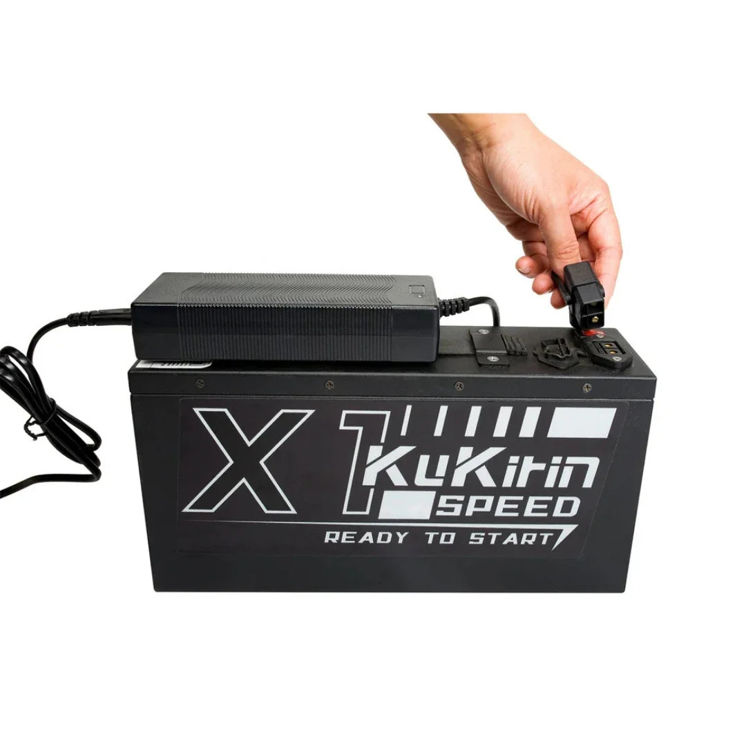 KuKirin X1 – batterijpakket, oplader en afstandsbediening