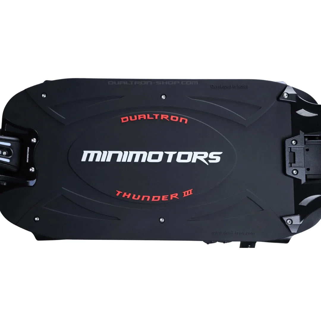 Electric scooter Dualtron Thunder 3 – top-down view of the deck