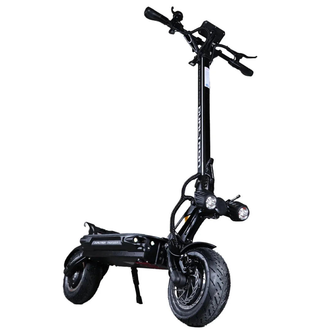 Electric scooter Dualtron Thunder 3 – front three-quarter view, slightly different angle