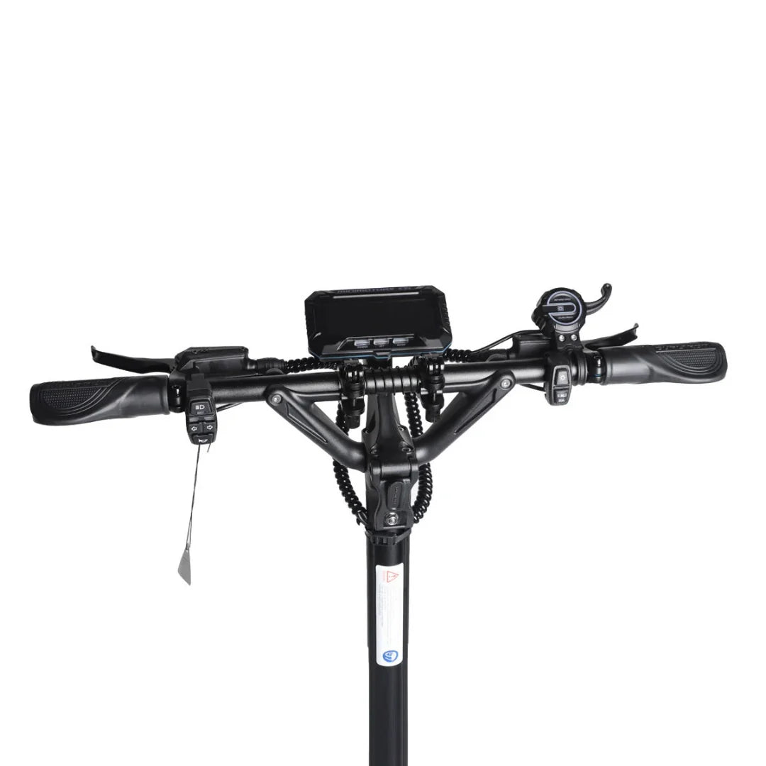 Electric scooter Dualtron Victor Luxury Plus NEW – handlebar and display close-up