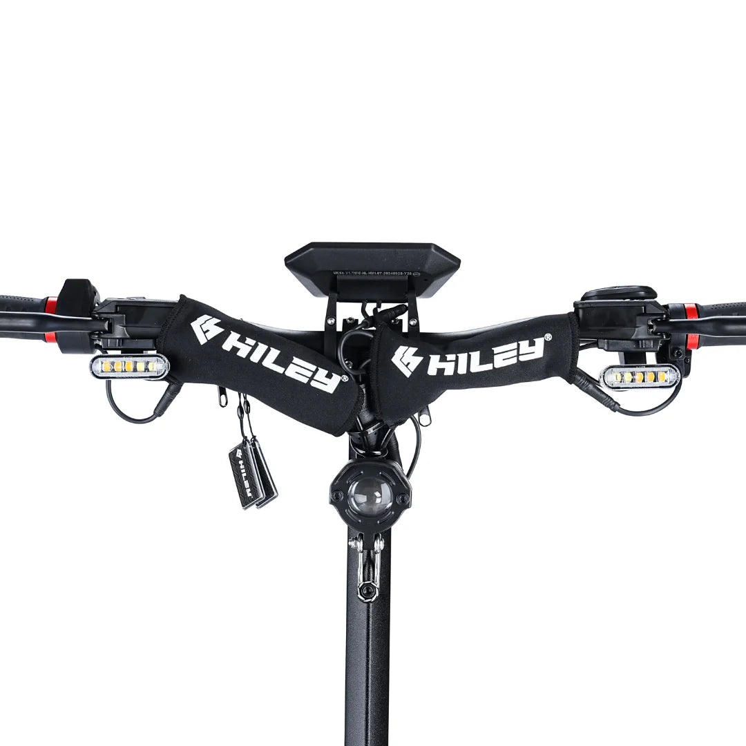 Electric scooter Hiley TIGER EVO GTR – handlebar with covers, close-up