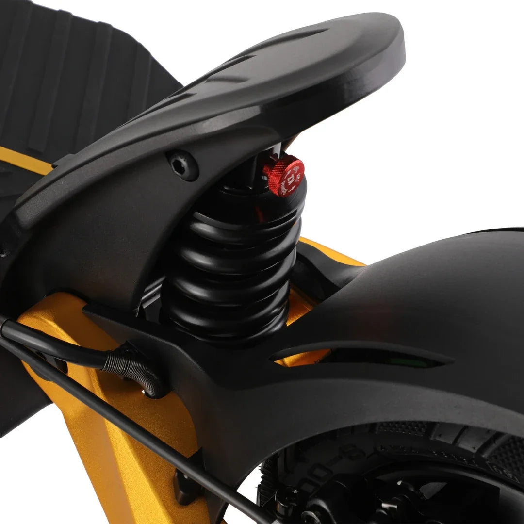 Electric scooter Kaabo Mantis King GT – rear suspension and fender close-up