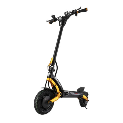 Electric scooter Kaabo Mantis King GT – front three-quarter view, slightly angled