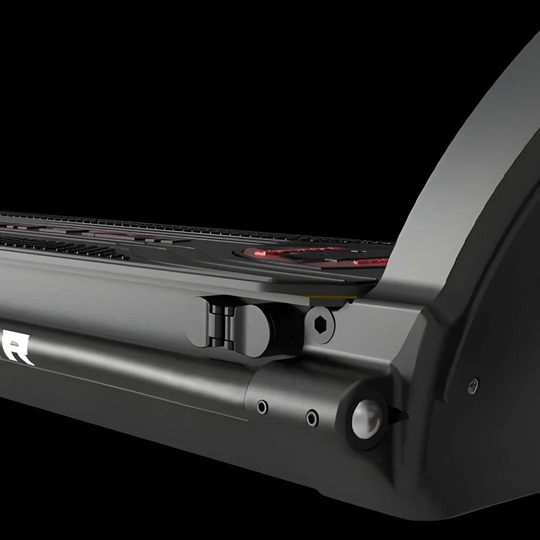 Electric scooter Kaabo Wolf Warrior X GT – deck and folding mechanism detail