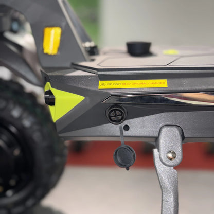 Electric scooter Langfeite H1 2026 – charging port and kickstand detail