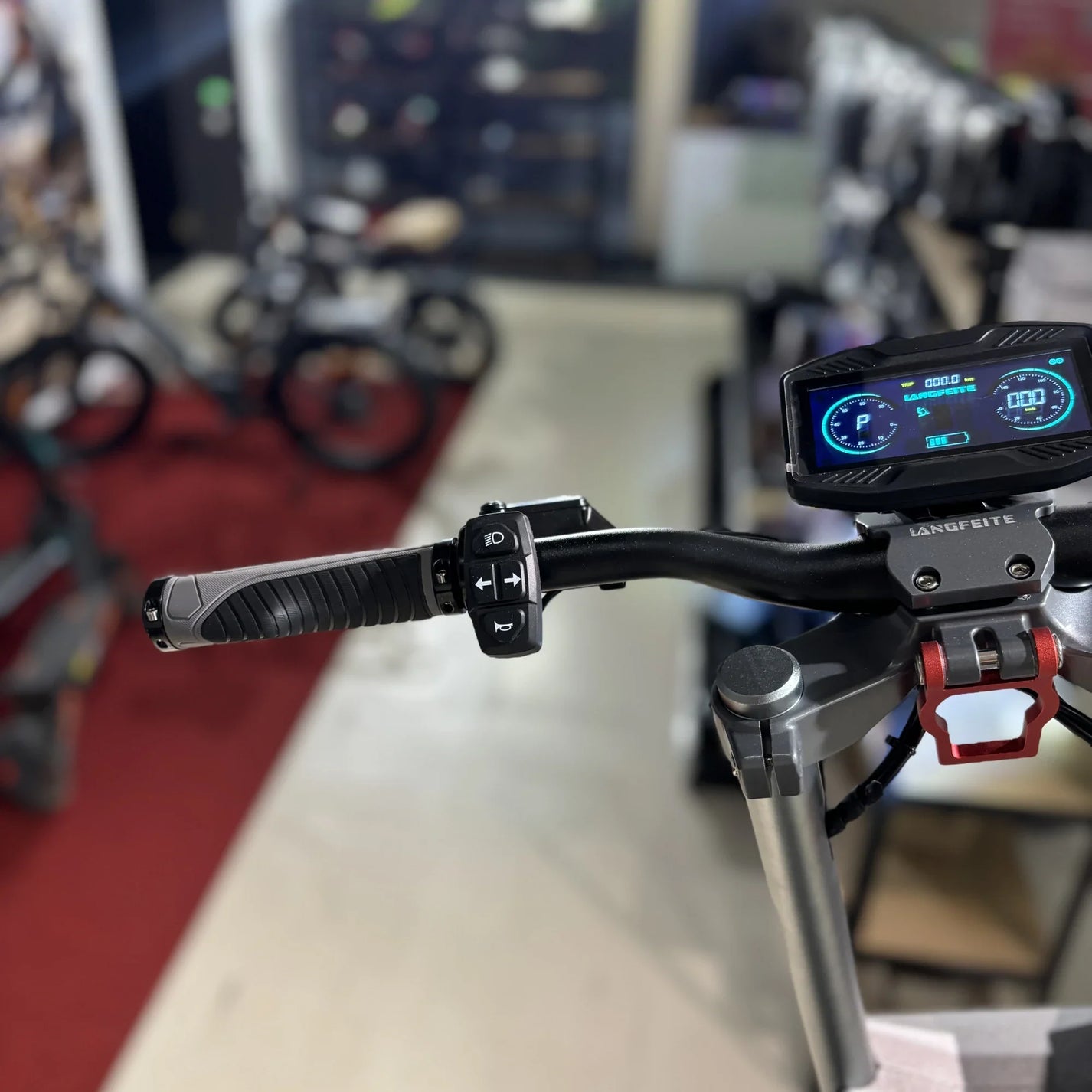 Electric scooter Langfeite H1 2026 – left handlebar grip and controls