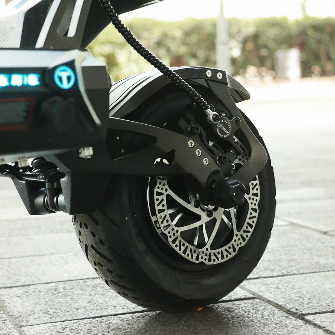 Electric scooter Teverun Fighter 11+ 2026 – rear wheel, disc brake, and suspension