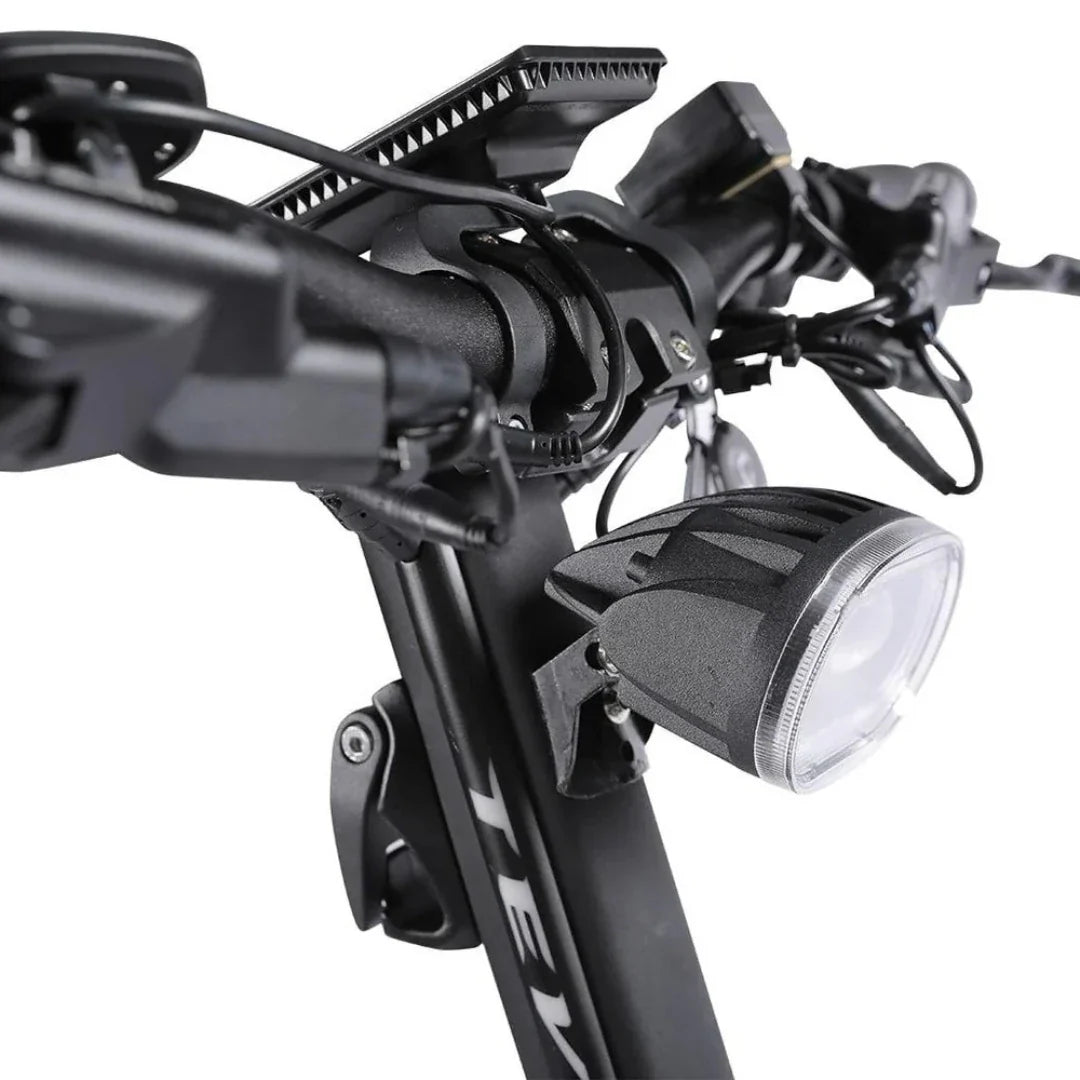 Electric scooter Teverun Fighter 11+ 2026 – front headlight and handlebar mount
