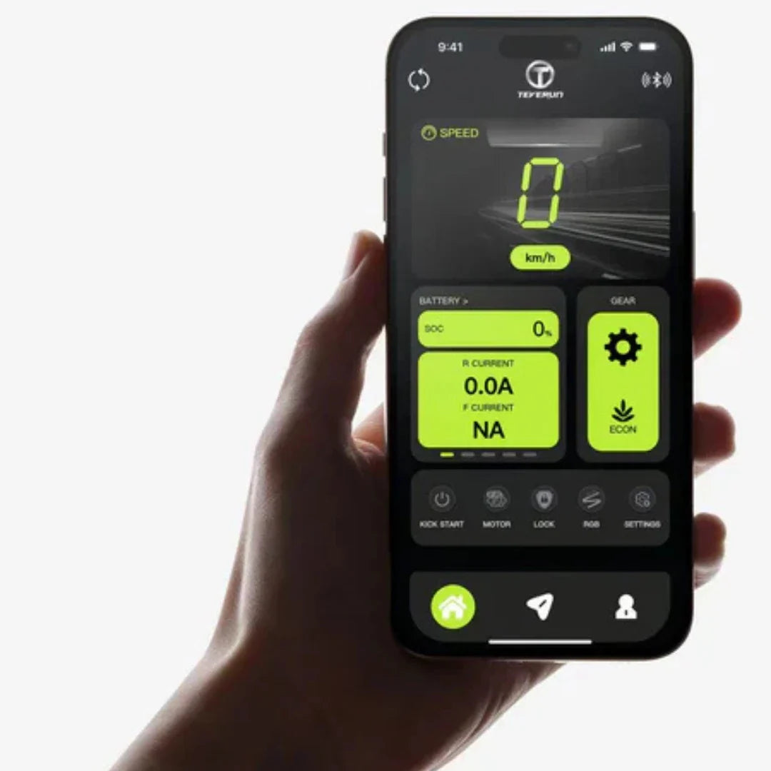 Electric scooter Teverun Fighter 11+ 2026 – hand holding phone with app interface