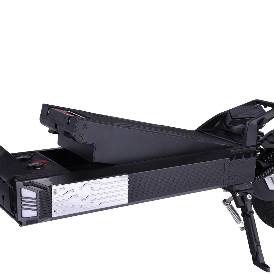 Electric scooter VSETT 10 APEX – deck with battery compartment open