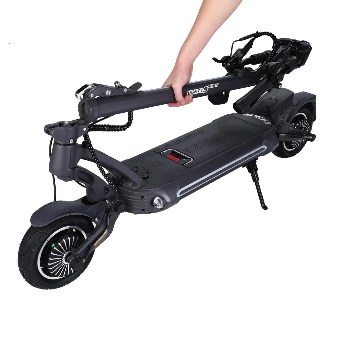 Electric scooter VSETT 9 APEX – hand holding folded stem