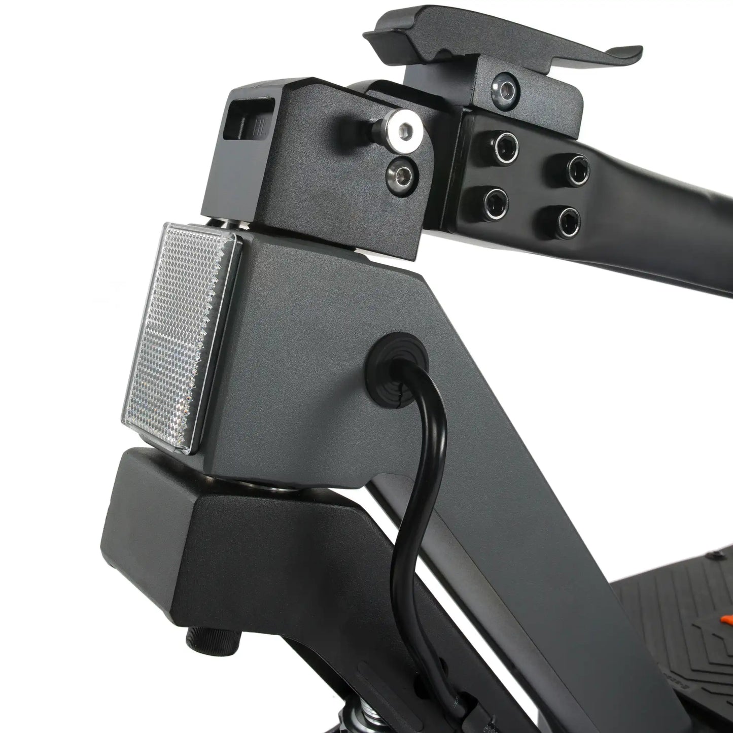 Elektroroller KuKirin G2 ULTRA – Detail der Hinterradaufhängung und des Klappmechanismus