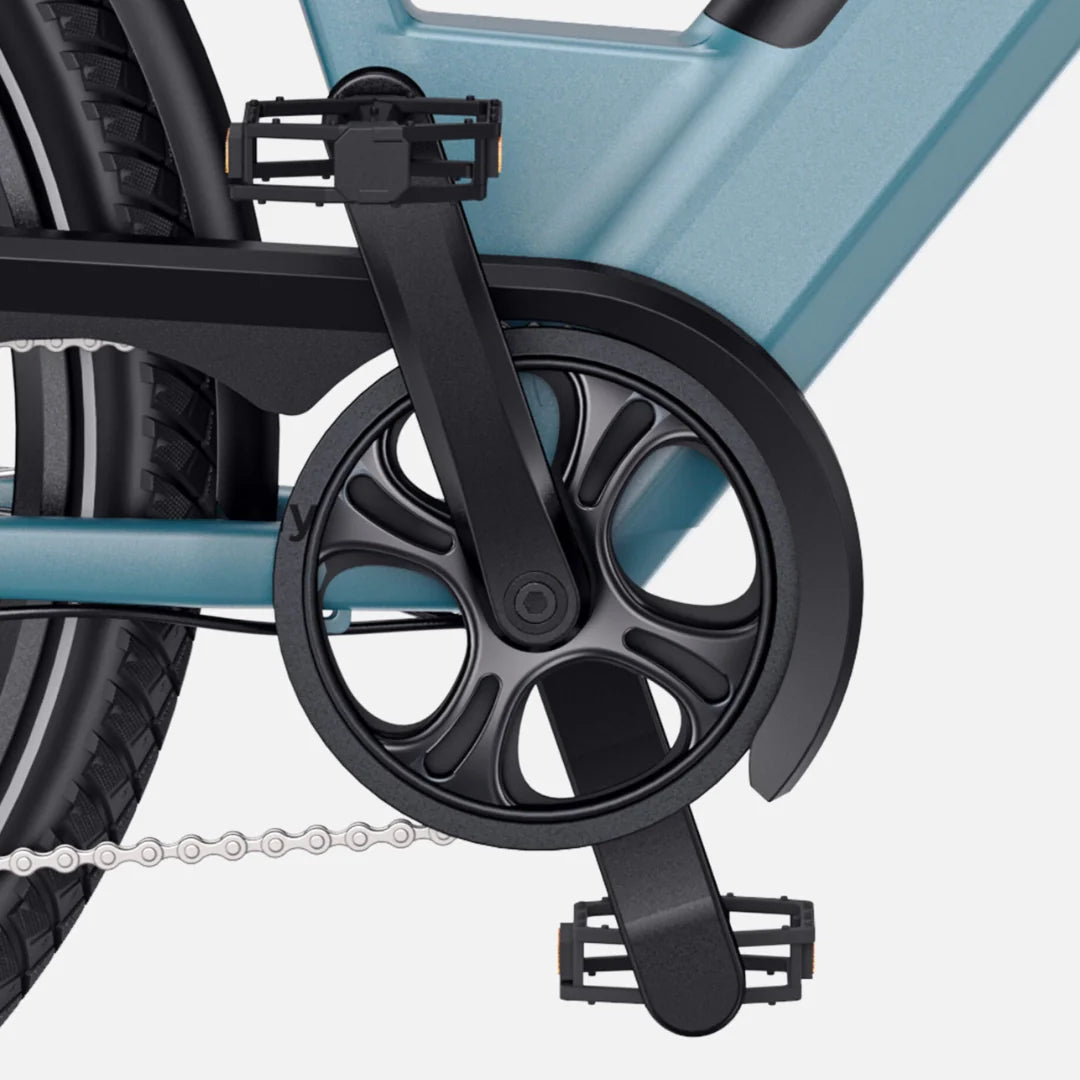 Electric bicycle Engwe P275 SE – pedal and chainring close-up