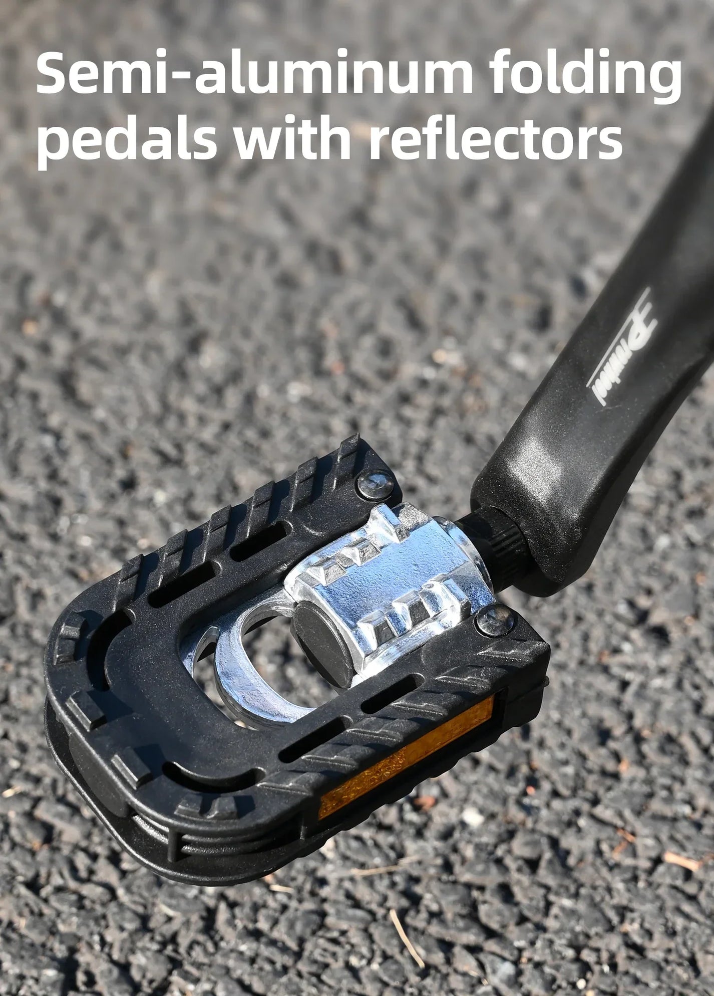 Electric bicycle Engwe Engine X – folding pedal with reflector close-up