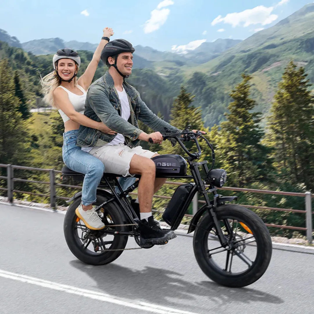 Electric bicycle Engwe M1 – couple riding in mountains