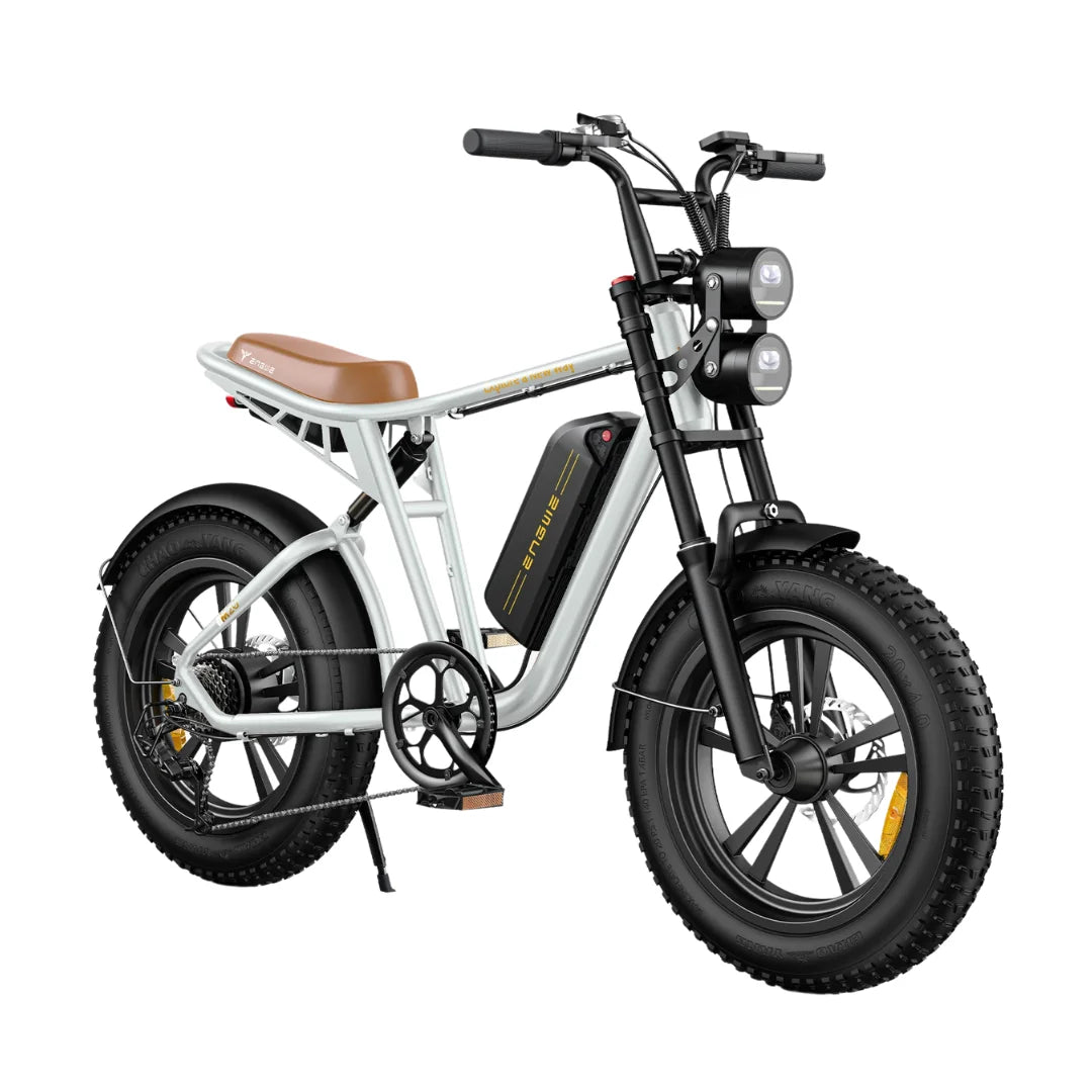 Electric bicycle Engwe M20 – front three-quarter view, white colour
