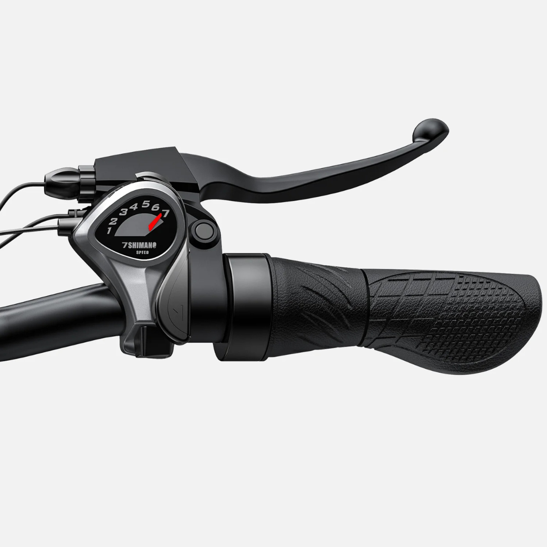 Electric bicycle Engwe E26 – handlebar grip and gear shifter close-up