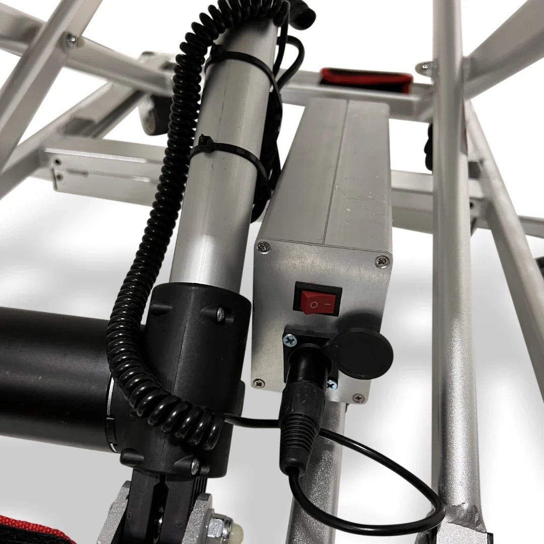 Prenosno električno dvigalo za invalidski voziček in skuter GO-Lift