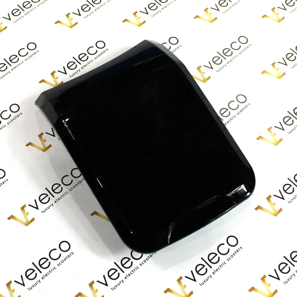 Black Front Panel Plug for Veleco Gravis – glossy black rectangular panel