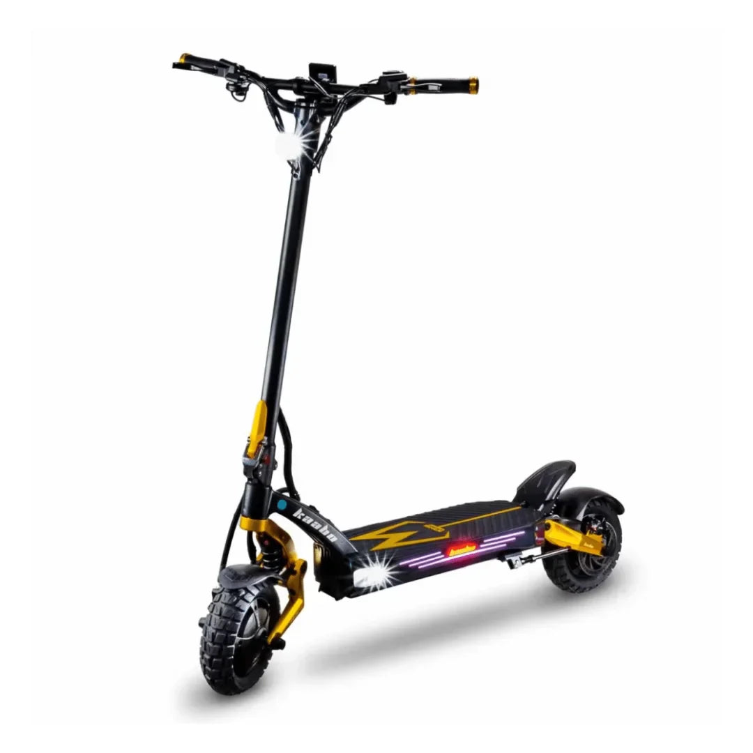 Electric scooter Kaabo Mantis King GT – front three-quarter view, gold accents