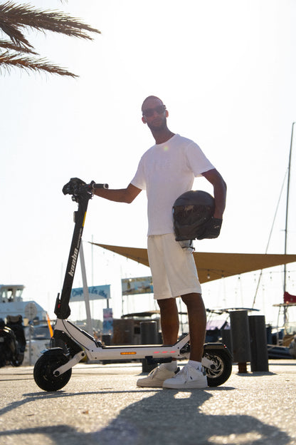 Kaabo Mantis King PRO – Lifestyle and detail photograph – 009