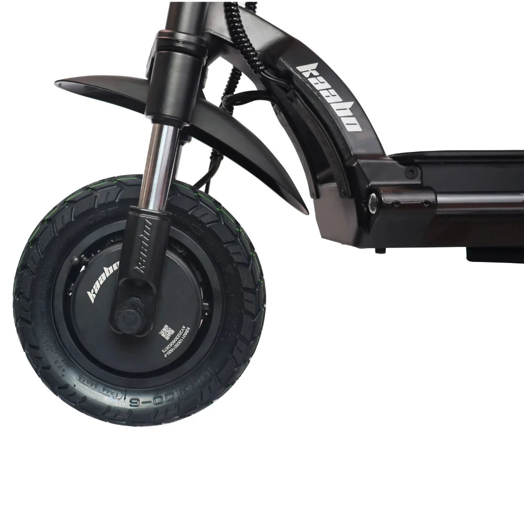 Electric scooter Kaabo Wolf Warrior X MAX – front wheel and suspension close-up