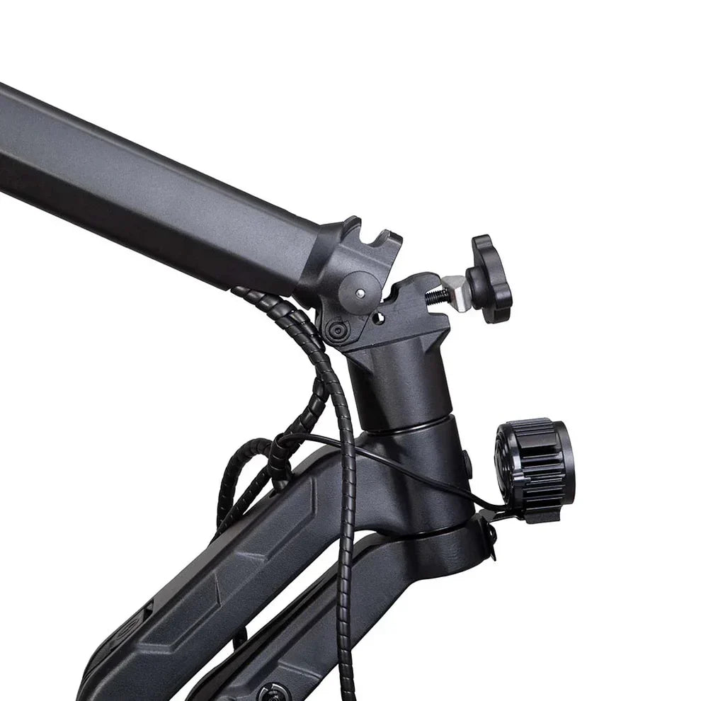 Electric scooter KuKirin G2 Master 2025 – folding mechanism detail