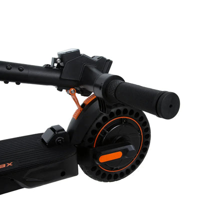 Close-up of the steering wheel and wheel of the Kukirin S1 Max electric scooter