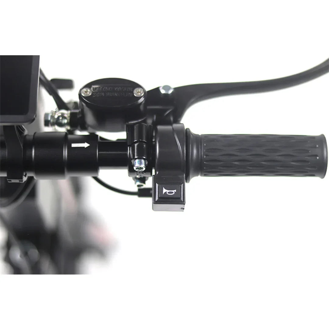 MIJO MT03 – right handlebar grip and brake lever