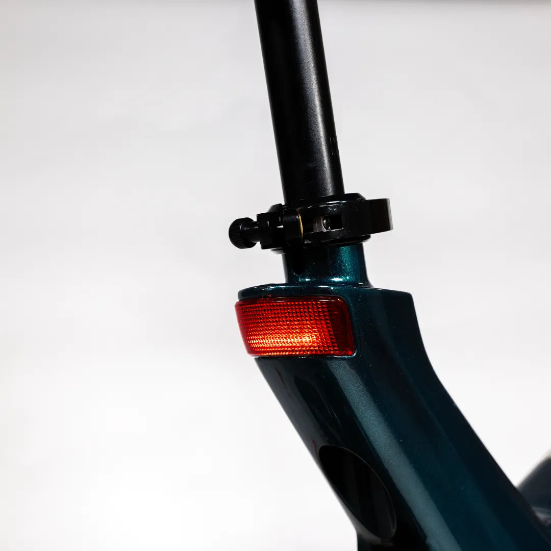 Electric bicycle MS Energy UrbanFold i6 – rear reflector and seat post clamp