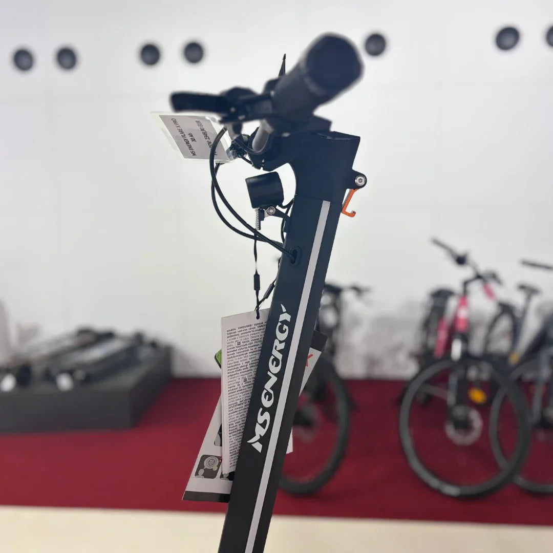 Electric scooter MS Energy Flare X PRO – side view, stem and attached tag