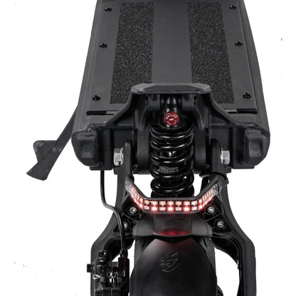 Electric Scooter Nami Klima Max features a robust deck with grip tape, advanced suspension, and LED lights for safety.