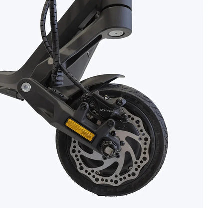 Electric Scooter Nami Superstellar features a robust rear wheel with a disc brake system and reflective safety details.