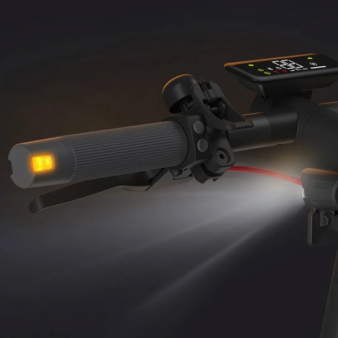Electric Scooter Navee V25i Pro features an illuminated grip, sleek design and advanced digital display.