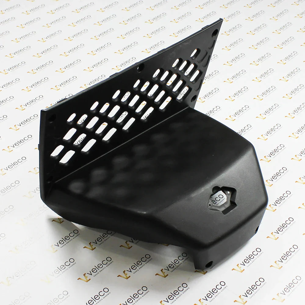 Inner Shield Under the Seat for Veleco Sagitta – black inner shield