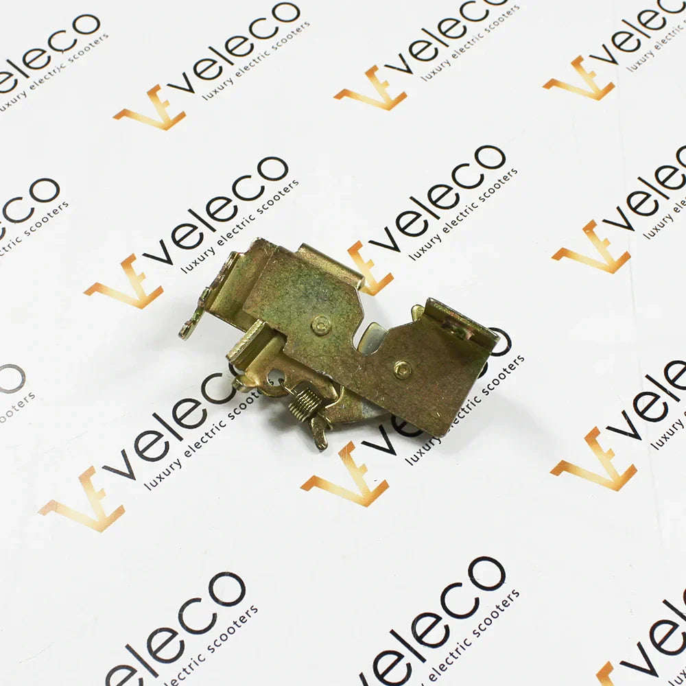 Trunk castle for Veleco Sagitta – gold-coloured metal trunk latch mechanism