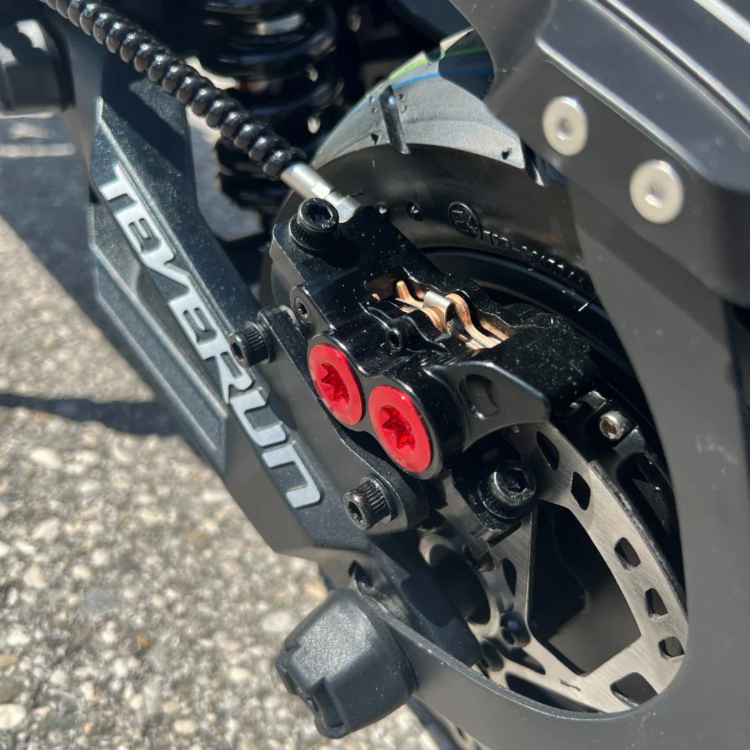 Electric Scooter Teverun Fighter Mini Pro 2025 features a close-up view of its high-performance brake system.